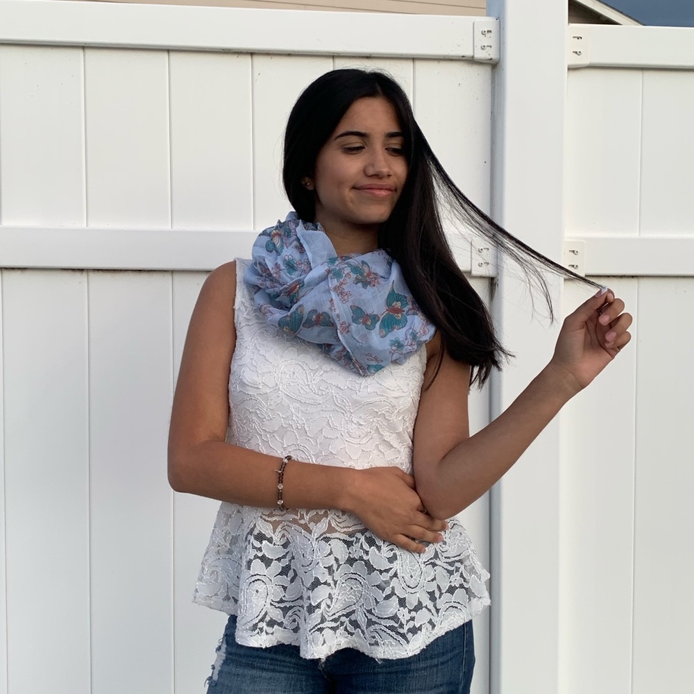 Cute scarf